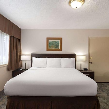 Travelodge By Wyndham Thunder Bay On Bagian luar foto