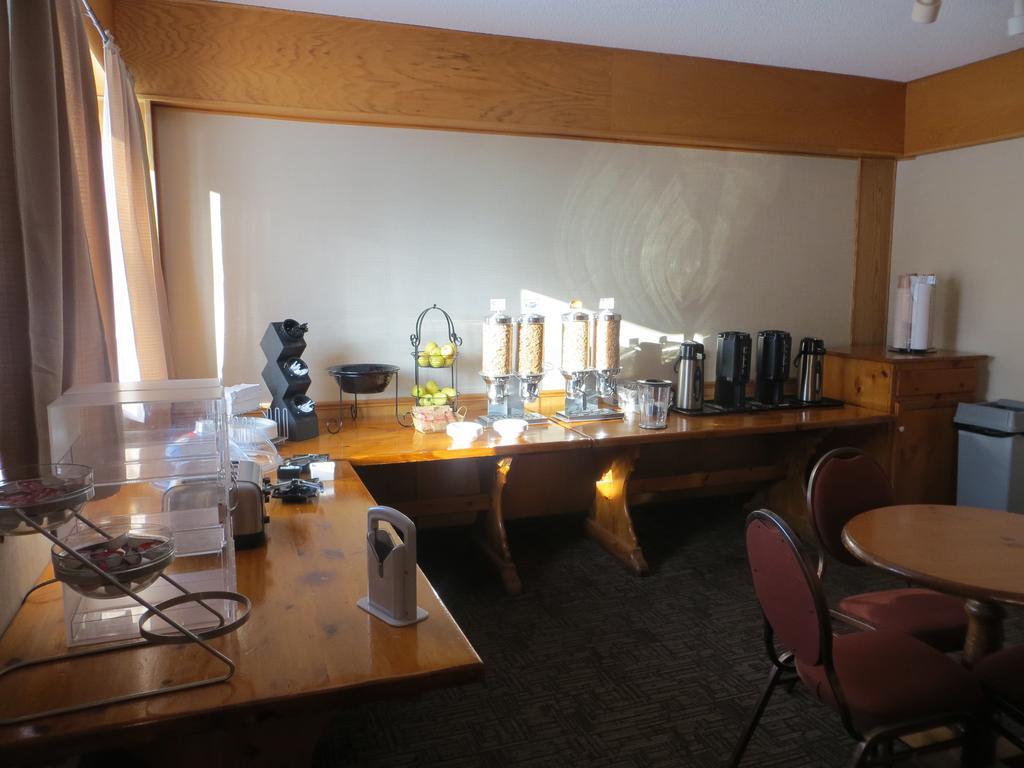 Travelodge By Wyndham Thunder Bay On Bagian luar foto
