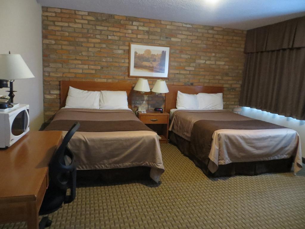 Travelodge By Wyndham Thunder Bay On Bagian luar foto