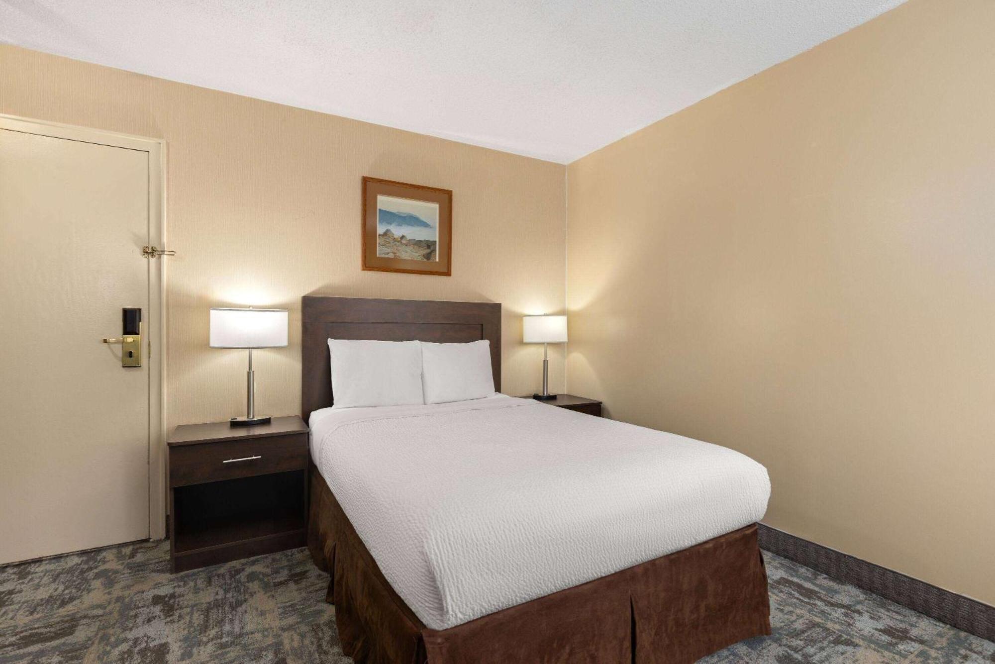 Travelodge By Wyndham Thunder Bay On Bagian luar foto